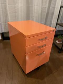 asplund スチールキャビネット　オレンジ asplund スチールキャビネット オレンジ - メルカリ