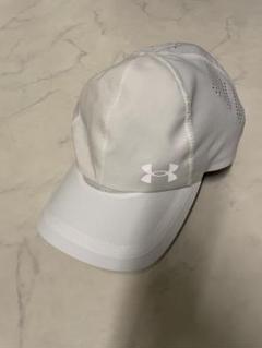 Under Armour ホワイト キャップ スタイル1383477 - メルカリ