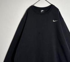 NIKEナイキ ワンポイント刺繍ロゴ　スウッシュ　裏起毛　スウェット