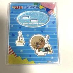 名探偵コナン　サンシャイン水族館　アクリルスタンド＆缶バッジ新一蘭セット BOX】名探偵コナン 場面写トレーディングメタリックミニアクリル