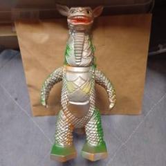 ウルトラマン怪獣レトロソフビ 約24㌢！ギャンゴ！ ウルトラ怪獣レトロソフビ 約24㌢！ギャンゴ！ - メルカリ