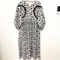 美品　Erz. フラワープリント フレア ワンピース