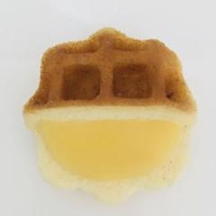 【カスタードワッフル】お菓子 スイーツ 食品サンプル フェイクスイーツ 洋菓子