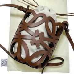 2025年最新】loewe アナグラムカットアウトポケットの人気