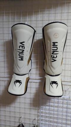 2025年最新】venum レガースの人気アイテム - メルカリ