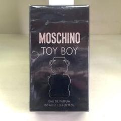 モスキーノトイボーイ　新品未開封 Amazon.com : Moschino Toy Boy for Men Mini Perfume Splash
