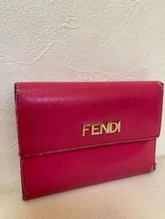2025年最新】FENDI 財布 二つ折りの人気アイテム - メルカリ