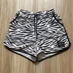 ゼブラ柄ショートパンツ