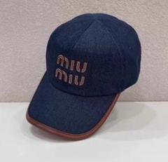 値下げ！【現行モデル美品】Miu Miu デニムキャップ M／ウォニョン着用 2025年最新】ミュウミュウ キャップ帽子miumiu デニムキャップの