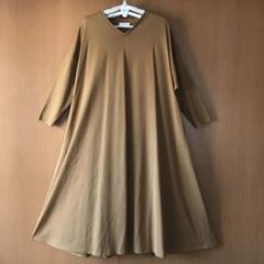 新品　BLENHEIM ドロップショルダーVネックワンピースのサムネイル