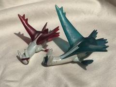 開封済 美品】ラティアス＆ラティオス台座付コレクションフィギュアストラップ 駿河屋 - 【買取】ラティアス＆ラティオス 台座付コレクション