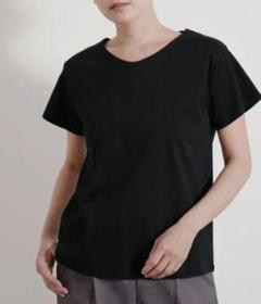 最終価格　新品未使用タグ付き　enamu　VネックTシャツ