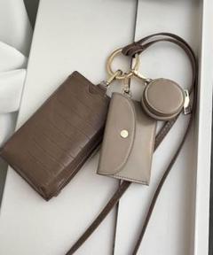 CAPRICIEUX LE’MAGE スマホショルダー