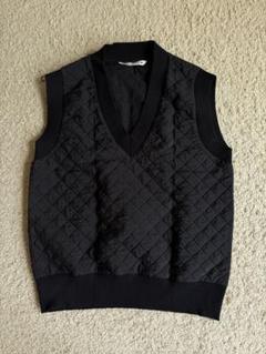 専用　ZARA 黒 キルティングベスト 美品】ZARA(ザラ) フーデッドフィットキルティングベスト