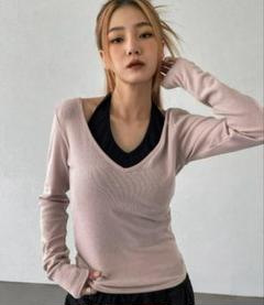 BLACKUP ウィザーVネック レイヤード長袖Tシャツ　ピンクのサムネイル
