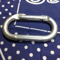 Black Diamond - 【OneSize シルバー系】 Chouinard ( シュイナード ) フェザーウェイト Featherweight カラビナ ビンテージ 入手困難  ロッククライミングギア Black Diamond - 【OneSize シルバー系】 Chouinard