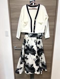 【新品未着用】JUSGLITTY スカートブラウス　セットアップ カタログ掲載♪大人気セットアップ!! | JUSGLITTY Official Blog