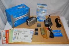 中古品 通電OK SONY DCR-DVD403 DVDビデオカメラのサムネイル
