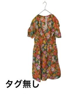 花柄フリル袖ワンピース　タグ無し