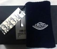 新作入荷!!】 レザーバングル Homme Dior 蛇刻印 アクセサリー