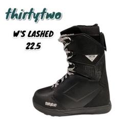 thirtytwo W's Lashed 22.5 ブラック WOMEN'S LASHED SNOWBOARD BOOTS - ThirtyTwo US