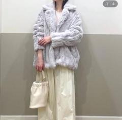 apart by lowrys - フェイクファーコートの通販 by めぐ's shop｜アパートバイローリーズならラクマ