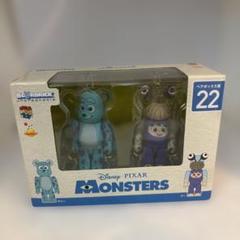 ベアブリック ×ディズニー ベアブリックモンスターズインクサリーフィギア モンスターズ・インク』のサリーとマイクが仲良くBE@RBRICKに