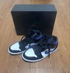 NIKE AIR JORDAN 1 MID ナイキ エアジョーダン1 MIDのサムネイル