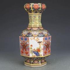 雍正琺瑯彩蒜頭瓶 景徳鎮 陶磁器 装飾品 現代工芸品 美術品 置物 期間限定送料無料】 陶磁器 景徳鎮 雍正琺瑯彩蒜頭瓶 装飾品
