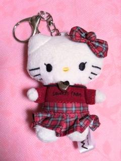 ハローキティ×ローリーズファーム　me% トイキーホルダー　パンクRED