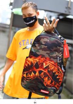 希少！品薄！Sprayground 迷彩柄リュック 新品タグ付き 希少！品薄！Sprayground 迷彩柄リュック 新品タグ付き - メルカリ