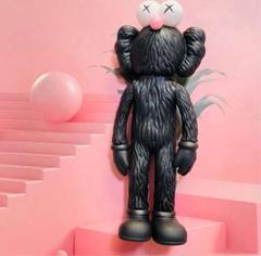 新品未使用　ラスト1点♡KAWS モチーフ フィギュア　2体　送料無料 新品未使用 ラスト1点♡KAWS モチーフ フィギュア 2体 送料無料