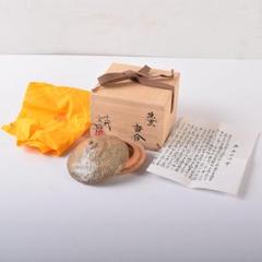 茶道具　楽山窯　十一代空権　長岡住右衛門作　出雲香合　共布　共箱　V　R8433 茶道具 楽山窯 十一代空権 長岡住右衛門作 出雲香合 共布 共箱 V