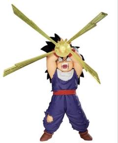 ドラゴンボール　孫悟飯　フィギュア　魔閃光