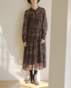 CADUNE カデュネ 街並みプリント　シアーワンピース