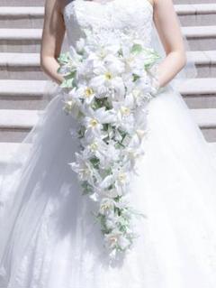 ホワイトユリ ウェディングブーケ ブートニア 挙式 結婚式 造花ブーケ