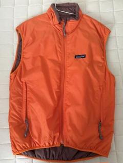 パタゴニア　パフボールベスト　オレンジ　Mサイズ　古着　04年製 00's patagonia パタゴニア パフボールベスト オレンジ 刺繍ロゴ