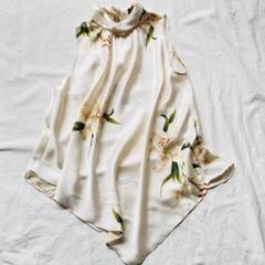 ZARA ザラ　ノースリーブ　プルオーバー　後ろボウタイ　アシンメトリー