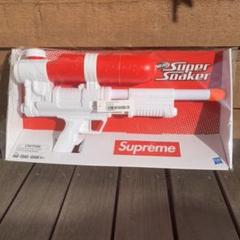Supreme×Super Soaker 水鉄砲