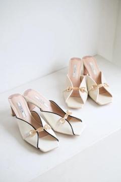 2025年最新】BIT square-toe mules herliptoの人気アイテム