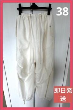 SACRA パラシュートパンツ 38 M オフホワイト パラシュートパンツのサムネイル