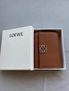 ⭐ 極美品 ✨LOEWE ベージュ 三つ折り財布 LOEWE ベージュ 三つ折り財布 - メルカリ