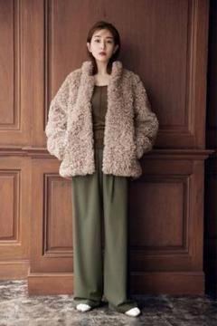 2025年最新】curl fur short coatの人気アイテム - メルカリ