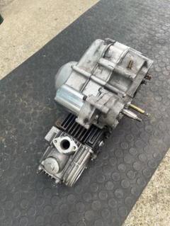 カブ50 純正エンジン　3速　12v 部品取り スーパーカブ50 70 90 12Vエンジン分解比較 カブ70の生態系に