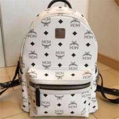 バックパッ MCM S ホワイト☆の通販 by |エムシーエムならラクマ ...