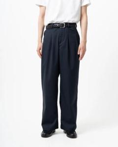 ストライプストレートスラックス B5071