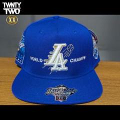 TWNTY TWO LA Champs ロイヤルブルー 刺繍キャップ TWNTY TWO LA Champs ロイヤルブルー 刺繍キャップ - メルカリ