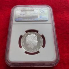 イギリス ブリタニア 1ポンド銀貨 ウナ&ライオン 2014 m13710655199_1.jpg?1718311140