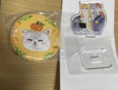 mofusand 刺繍缶バッジ　アクリルスタンドのサムネイル