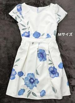 【ほぼ未使用】CECIL McBEE　ネイビー 花柄 半袖 ミニワンピース　春夏 2025年最新】cecil mcbee ワンピ 花柄の人気アイテム - メルカリ